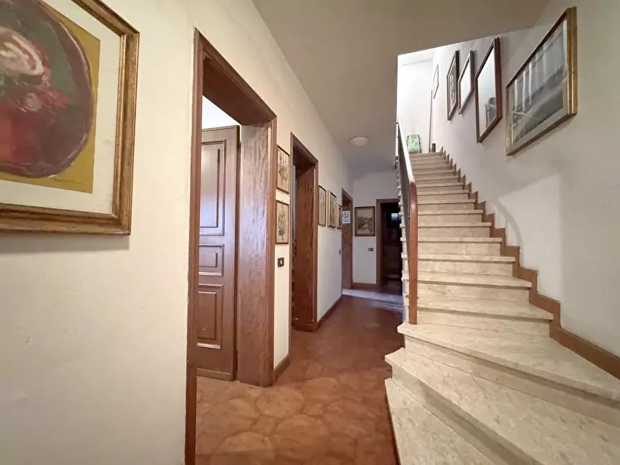 Immagine 37 di Casa bifamiliare in vendita  a Viareggio