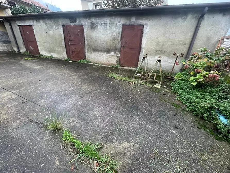 Immagine 3 di Casa indipendente in vendita  a Carrara