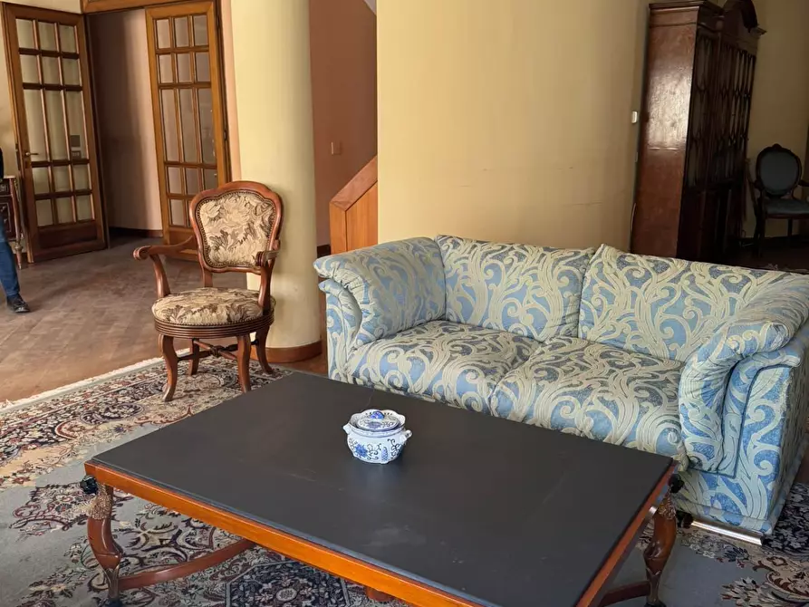 Immagine 8 di Villa in vendita  a Empoli