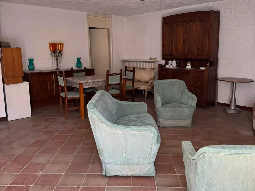 Immagine 49 di Villa in vendita  a Empoli