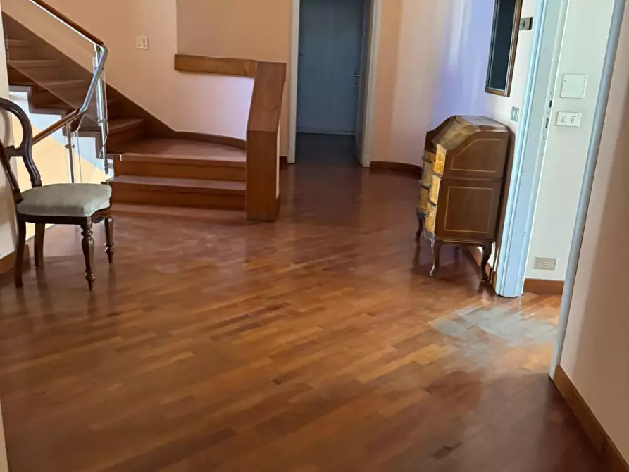 Immagine 26 di Villa in vendita  a Empoli