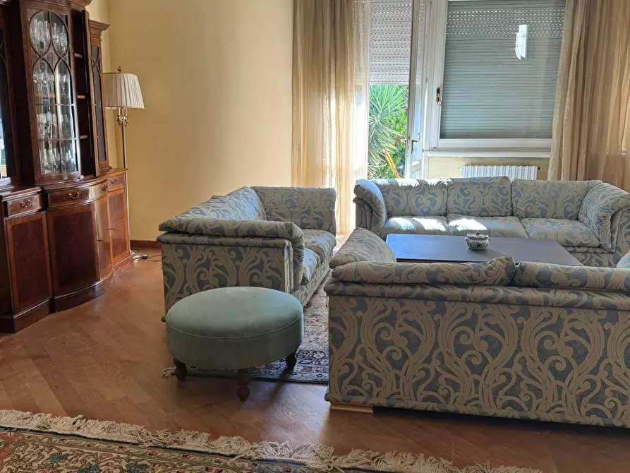 Immagine 11 di Villa in vendita  a Empoli