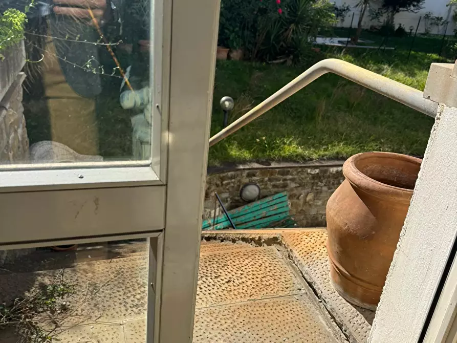 Immagine 25 di Villa in vendita  a Empoli