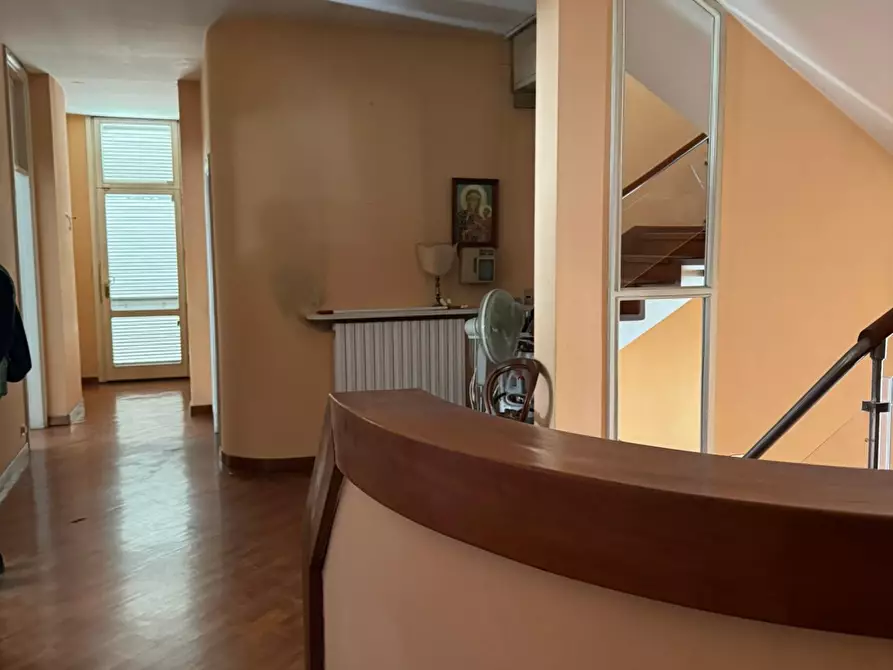 Immagine 21 di Villa in vendita  a Empoli