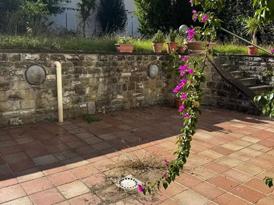 Immagine 55 di Villa in vendita  a Empoli