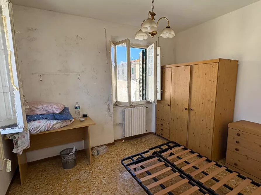 Immagine 8 di Appartamento in vendita  a Lucca