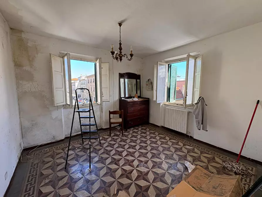 Immagine 12 di Appartamento in vendita  a Lucca