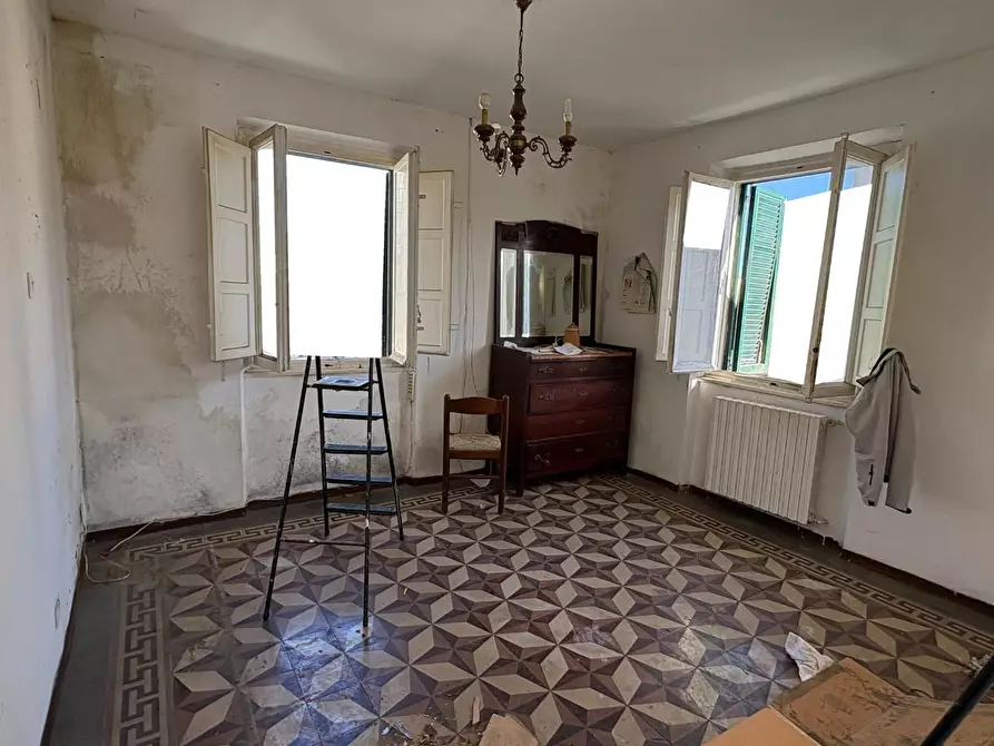 Immagine 3 di Appartamento in vendita  a Lucca