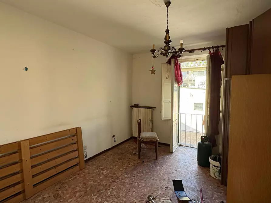 Immagine 10 di Appartamento in vendita  a Lucca