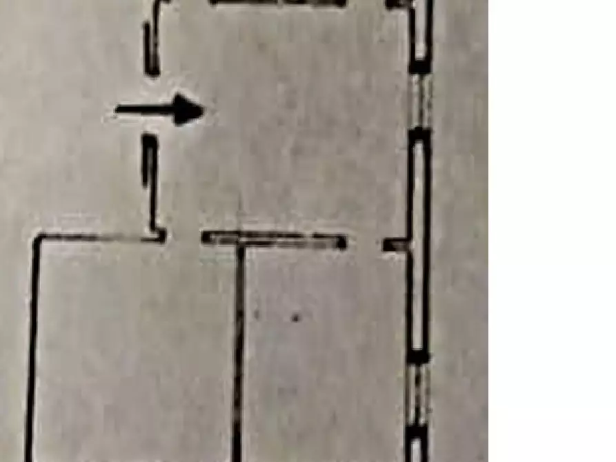 Immagine 6 di Appartamento in vendita  a Lucca