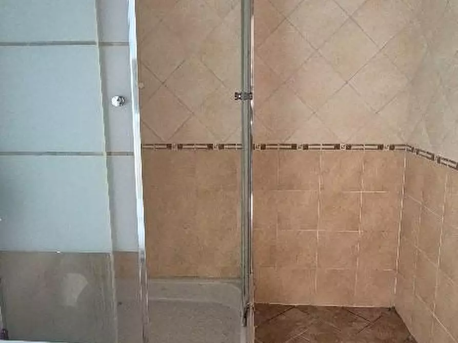 Immagine 16 di Appartamento in vendita  a Cascina