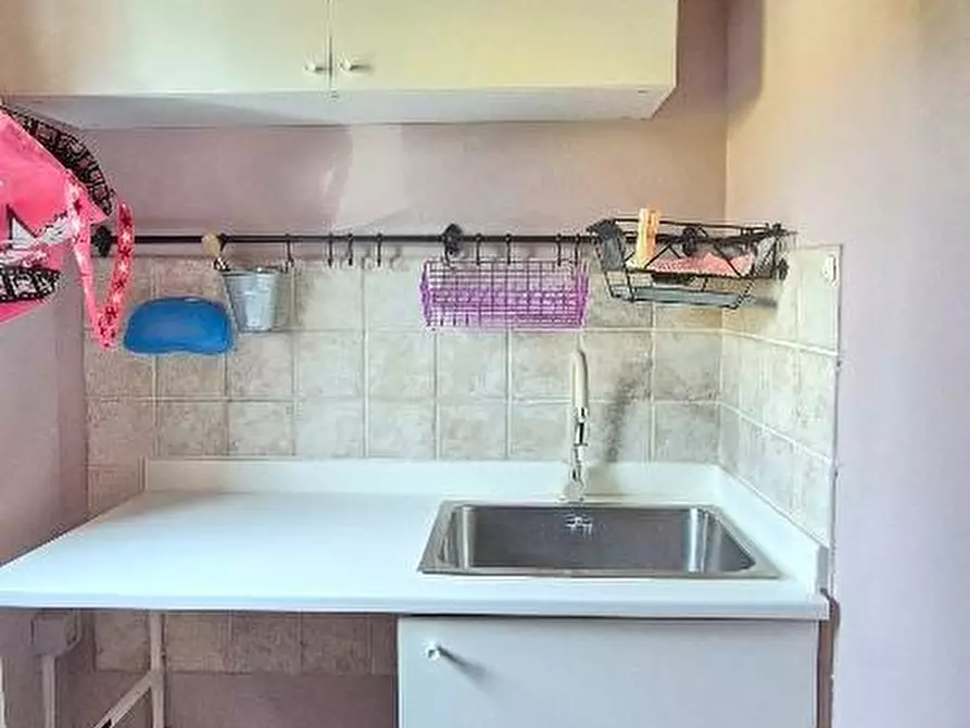 Immagine 10 di Appartamento in vendita  a Cascina