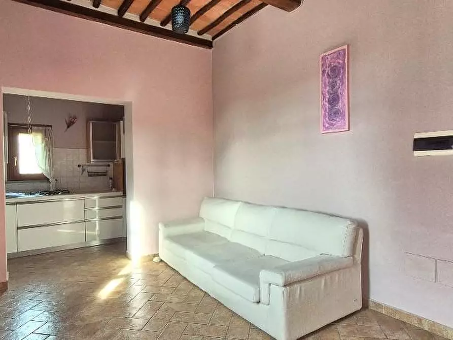 Immagine 1 di Appartamento in vendita  a Cascina