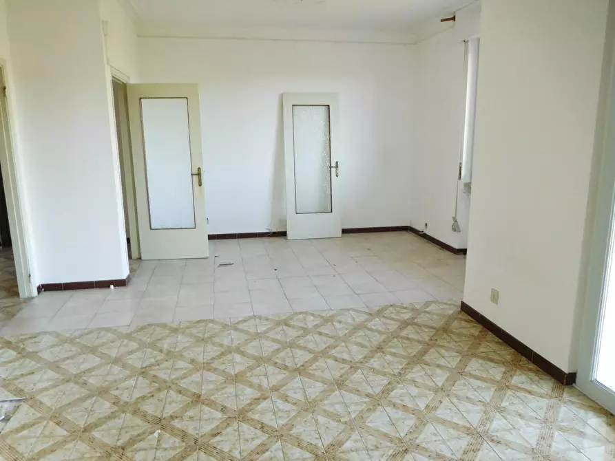 Immagine 5 di Appartamento in vendita  a Pisa