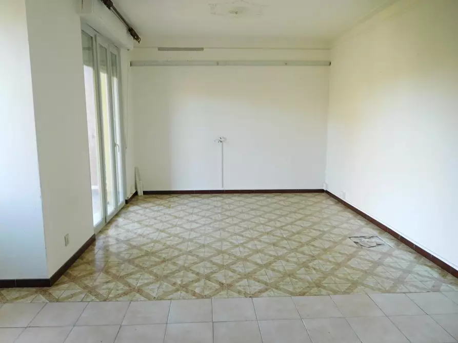 Immagine 3 di Appartamento in vendita  a Pisa