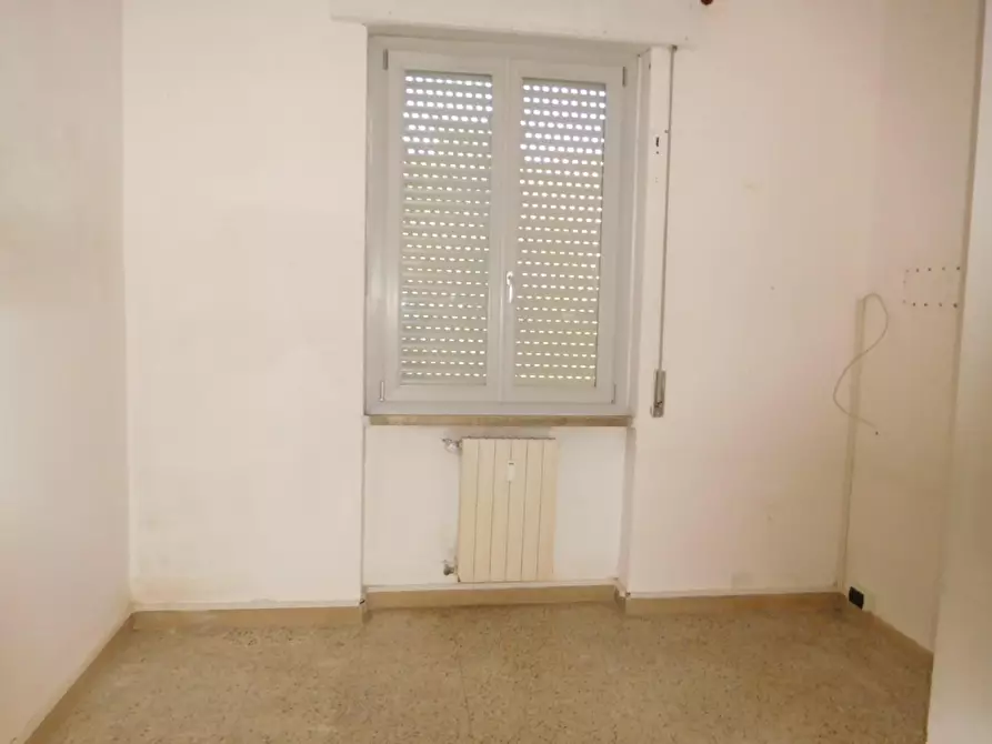 Immagine 11 di Appartamento in vendita  a Pisa