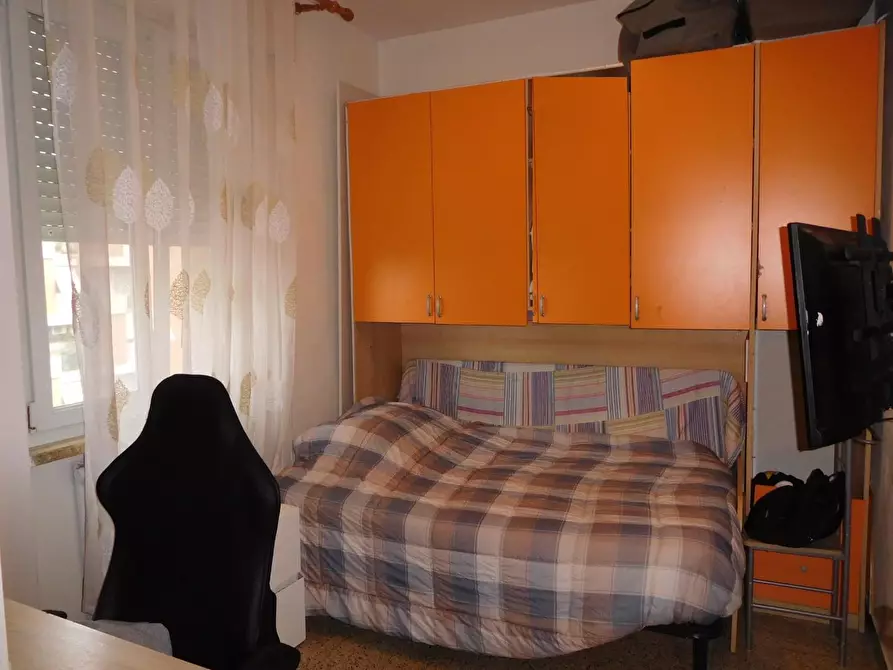 Immagine 10 di Appartamento in vendita  a Pisa