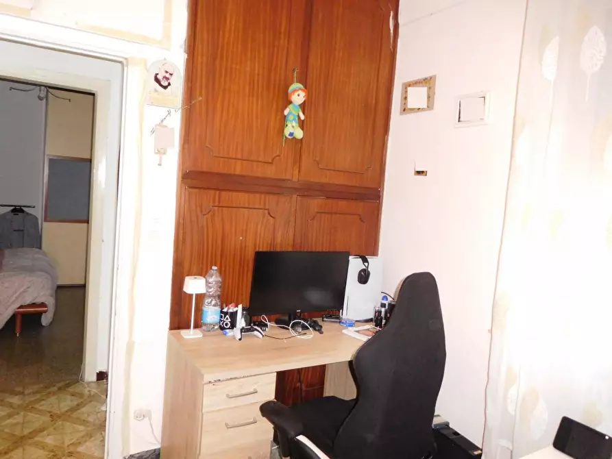 Immagine 11 di Appartamento in vendita  a Pisa