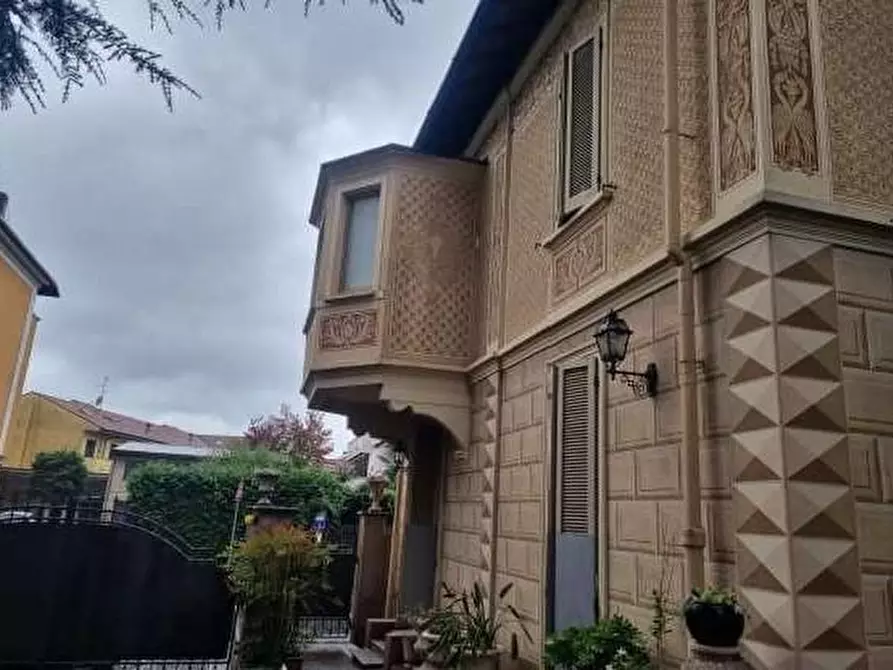 Immagine 3 di Casa bifamiliare in vendita  a Desio