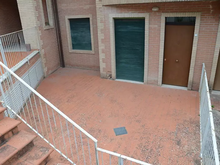 Immagine 7 di Appartamento in vendita  a Monticiano