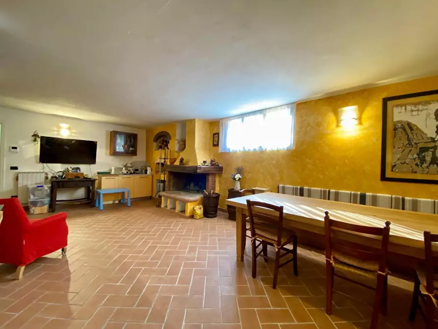 Immagine 25 di Casa bifamiliare in vendita  a Poggio A Caiano