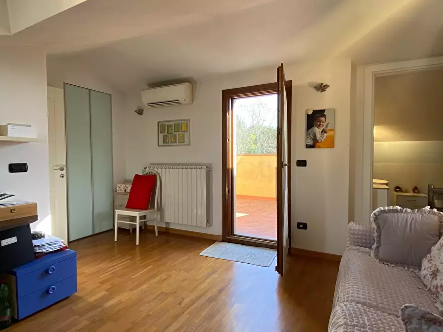 Immagine 20 di Casa bifamiliare in vendita  a Poggio A Caiano