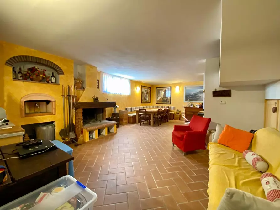 Immagine 23 di Casa bifamiliare in vendita  a Poggio A Caiano