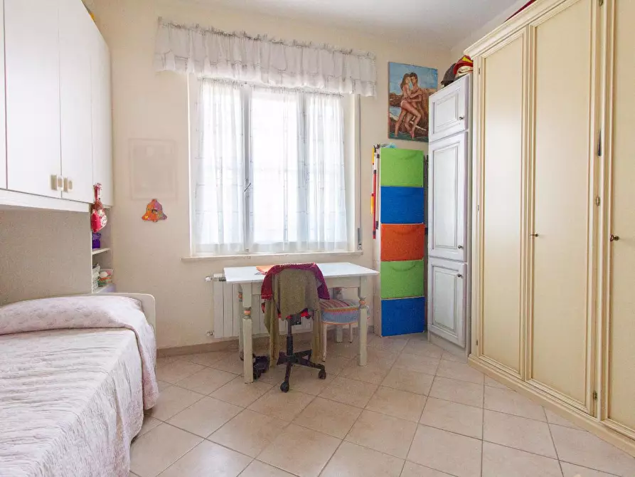 Immagine 20 di Villa in vendita  a Cascina