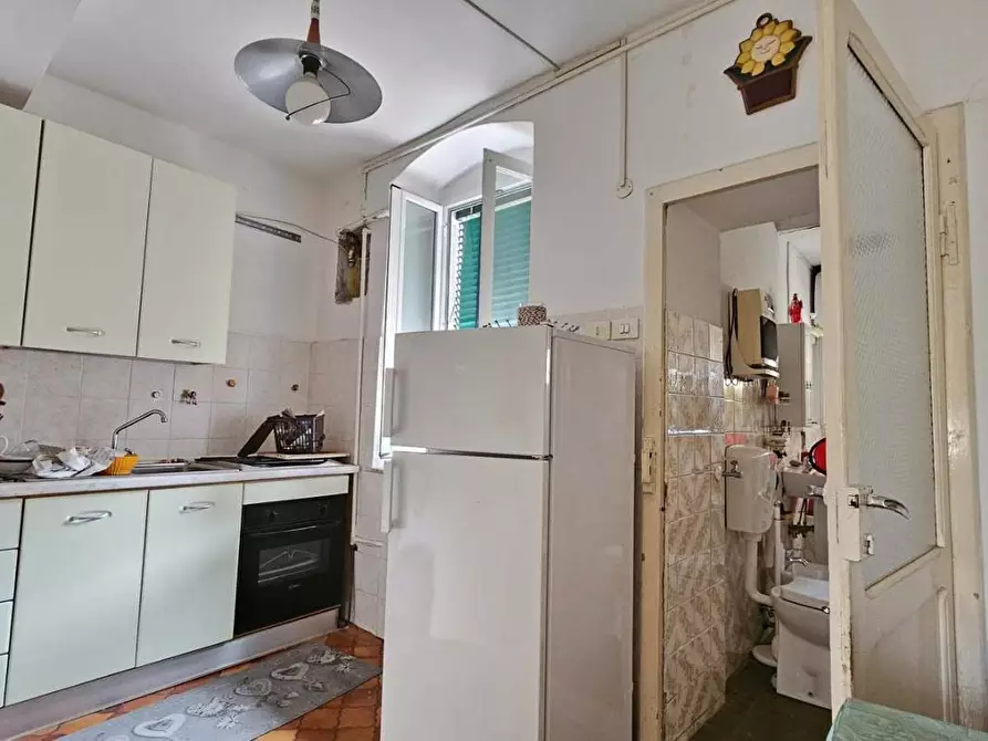 Immagine 9 di Appartamento in vendita  a Massa