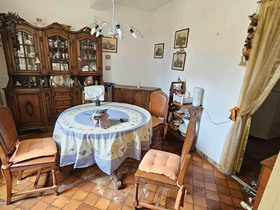 Immagine 6 di Appartamento in vendita  a Massa