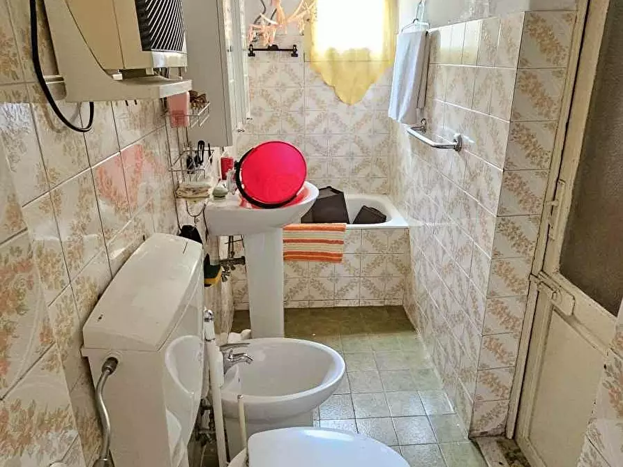 Immagine 15 di Appartamento in vendita  a Massa