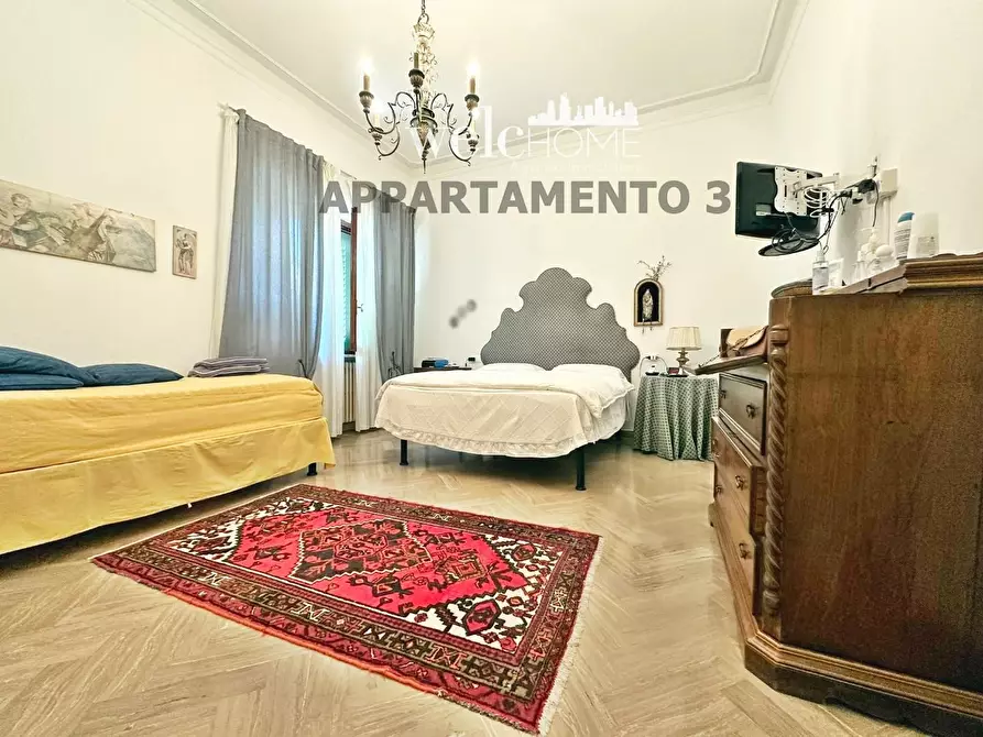 Immagine 65 di Appartamento in vendita  a Campi Bisenzio