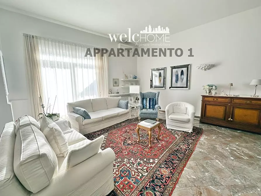 Immagine 49 di Appartamento in vendita  a Campi Bisenzio