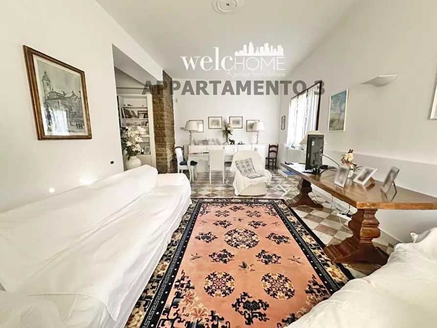 Immagine 31 di Appartamento in vendita  a Campi Bisenzio