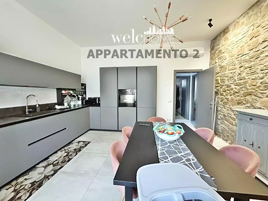 Immagine 21 di Appartamento in vendita  a Campi Bisenzio