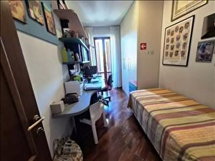 Immagine 23 di Appartamento in vendita  a Siena