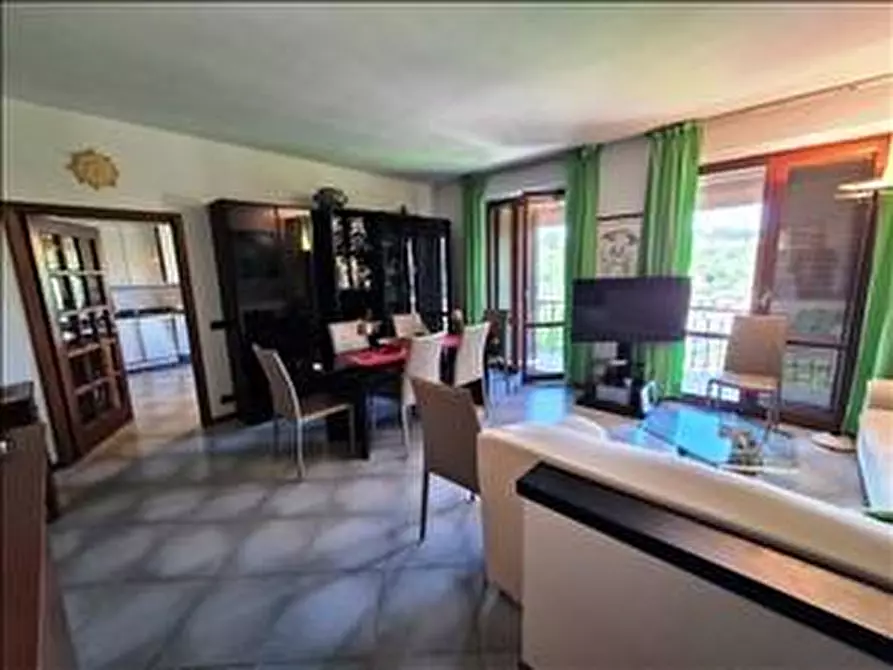 Immagine 1 di Appartamento in vendita  a Siena