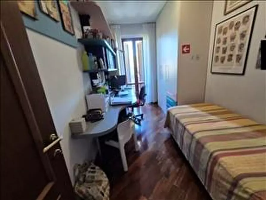 Immagine 22 di Appartamento in vendita  a Siena