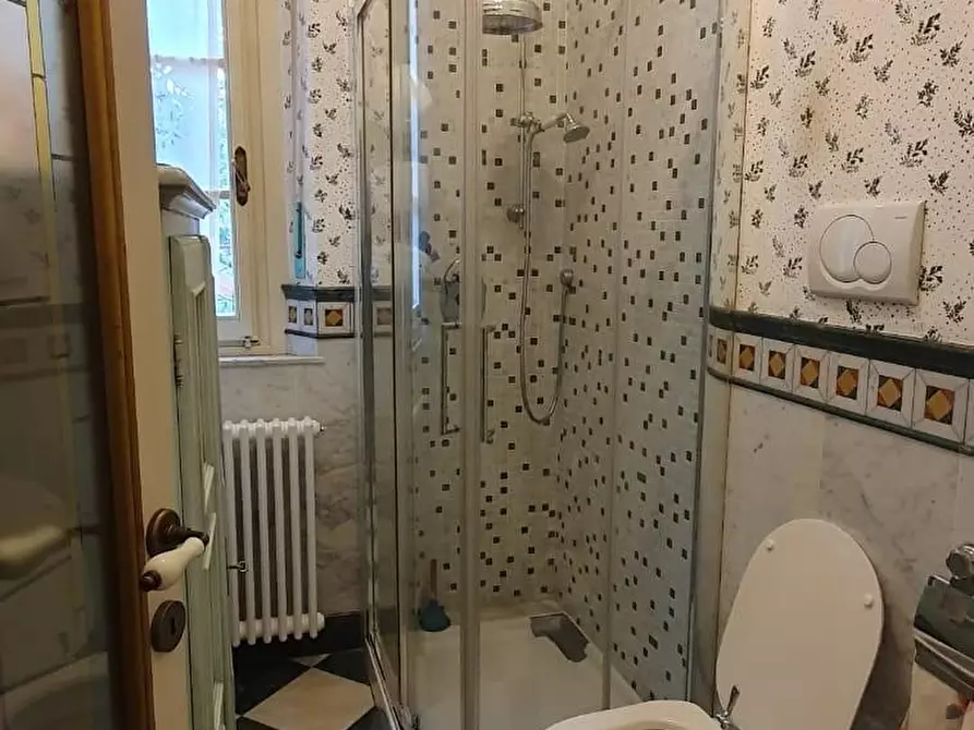 Immagine 51 di Villa in vendita  a Altopascio