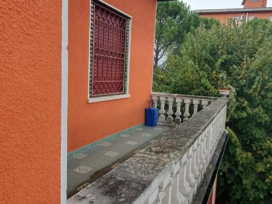 Immagine 63 di Villa in vendita  a Altopascio