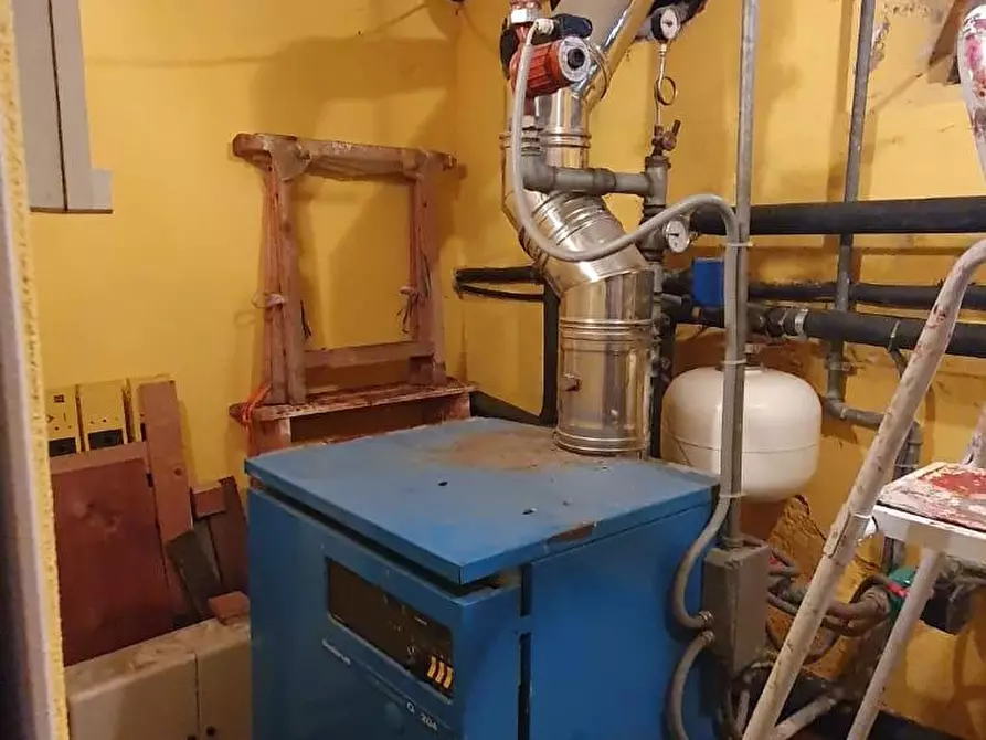 Immagine 10 di Villa in vendita  a Altopascio