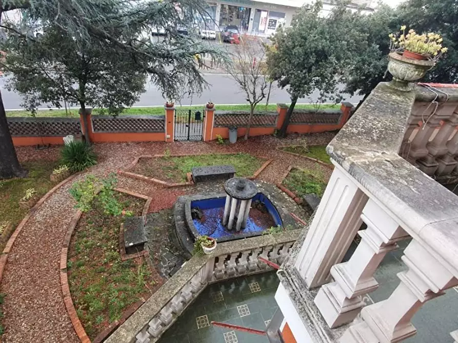 Immagine 32 di Villa in vendita  a Altopascio