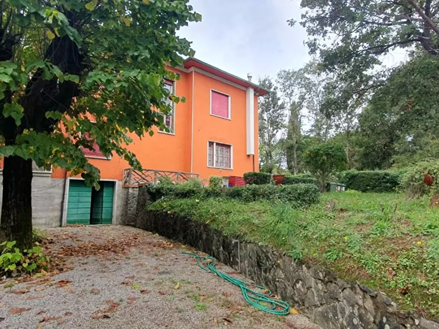 Immagine 31 di Villa in vendita  a Altopascio