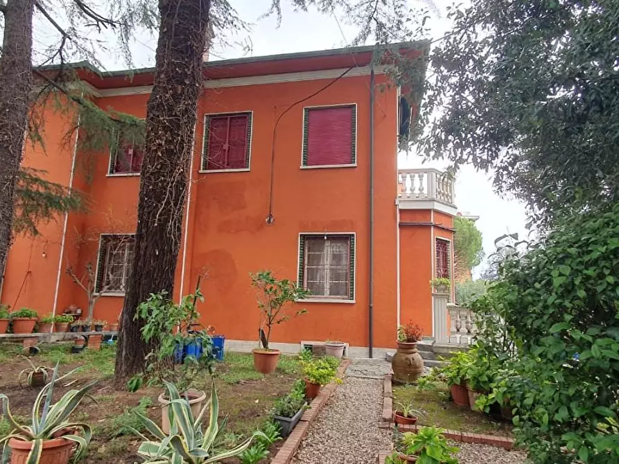 Immagine 26 di Villa in vendita  a Altopascio