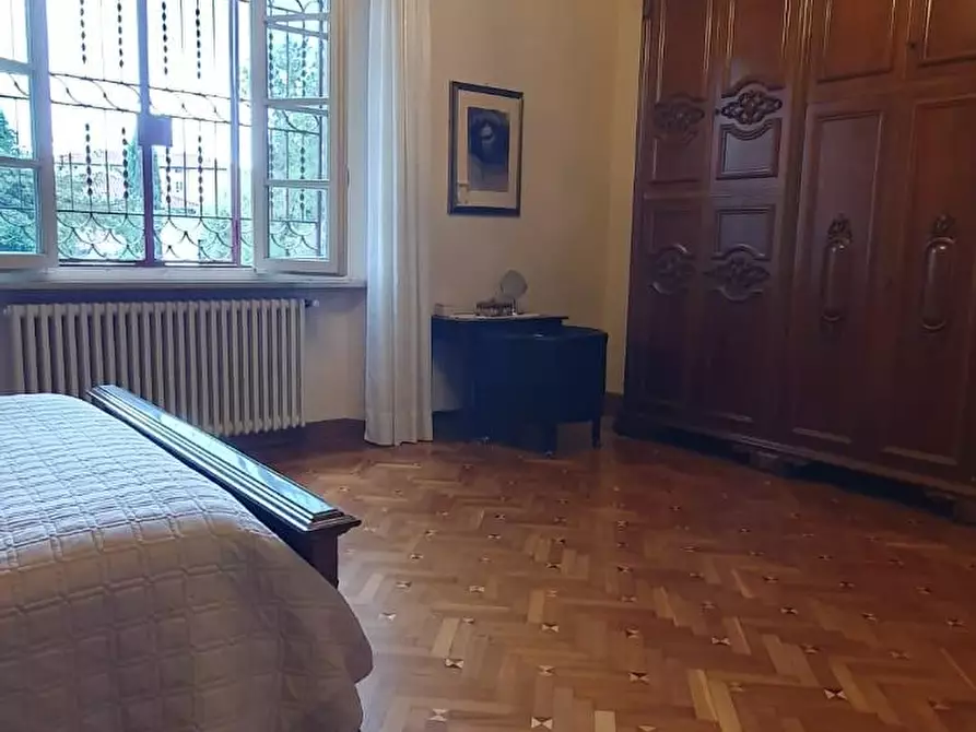 Immagine 60 di Villa in vendita  a Altopascio