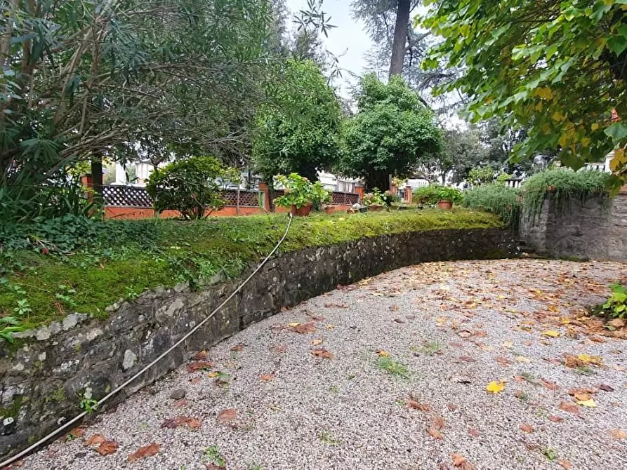 Immagine 35 di Villa in vendita  a Altopascio