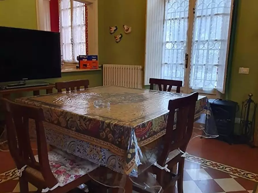 Immagine 49 di Villa in vendita  a Altopascio