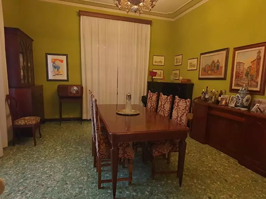 Immagine 42 di Villa in vendita  a Altopascio