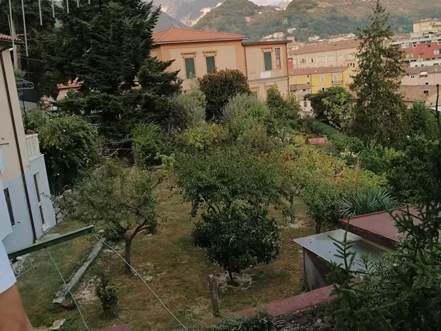 Immagine 10 di Appartamento in affitto  a Carrara