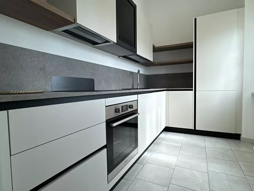 Immagine 7 di Appartamento in affitto  a Pisa